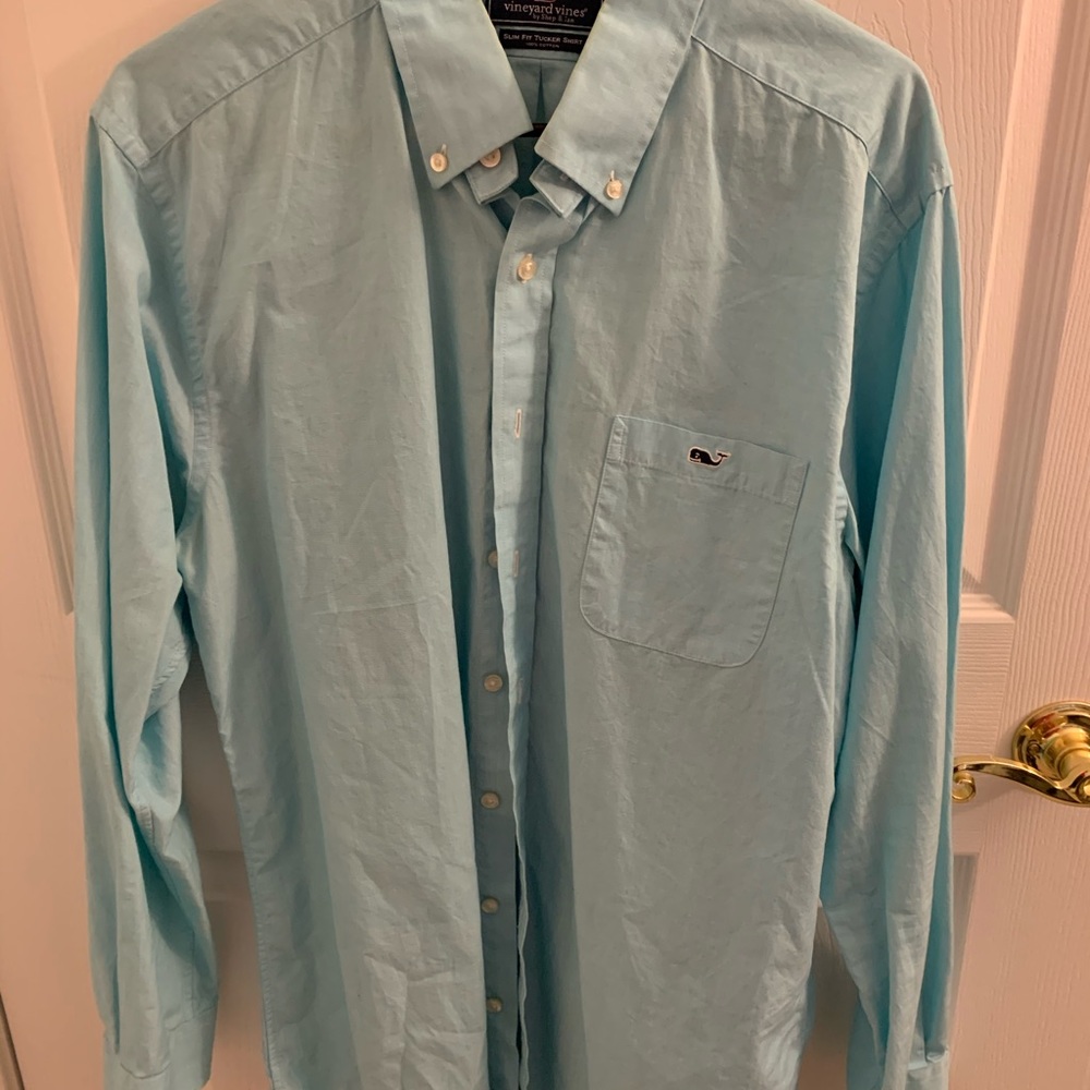 Vineyard Vines light Blue Button Down Shirt